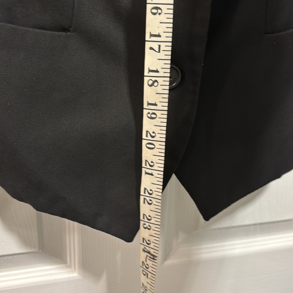 Express Size 0 Express Cropped Blazer - Picture 7 of 9